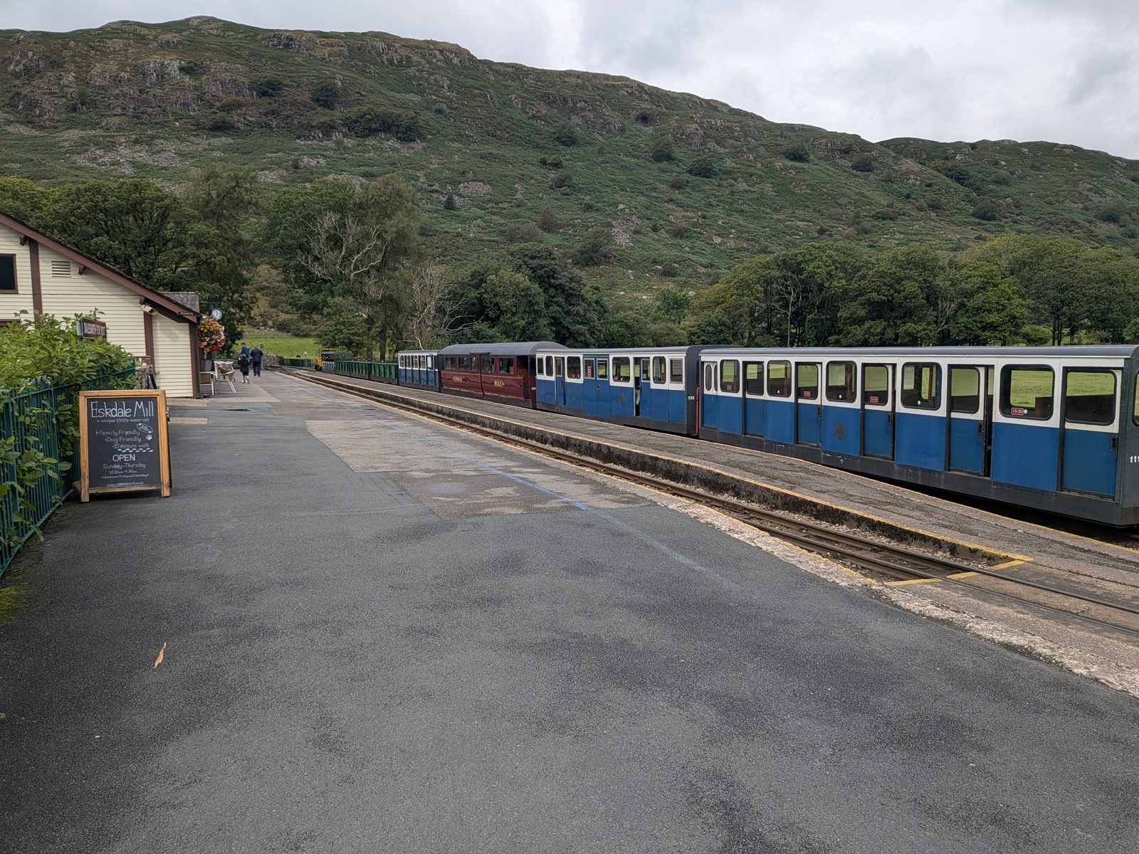 A Ravenglass and Eskdale Railway train at Dalegarth station
