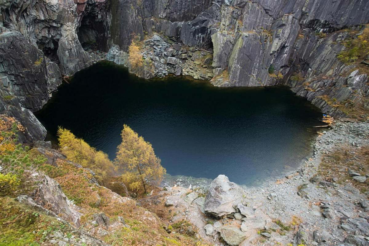 The Hodge Close Quarry arch and its reflection forming the famous skull illusion, Little Langdale, Lake District
