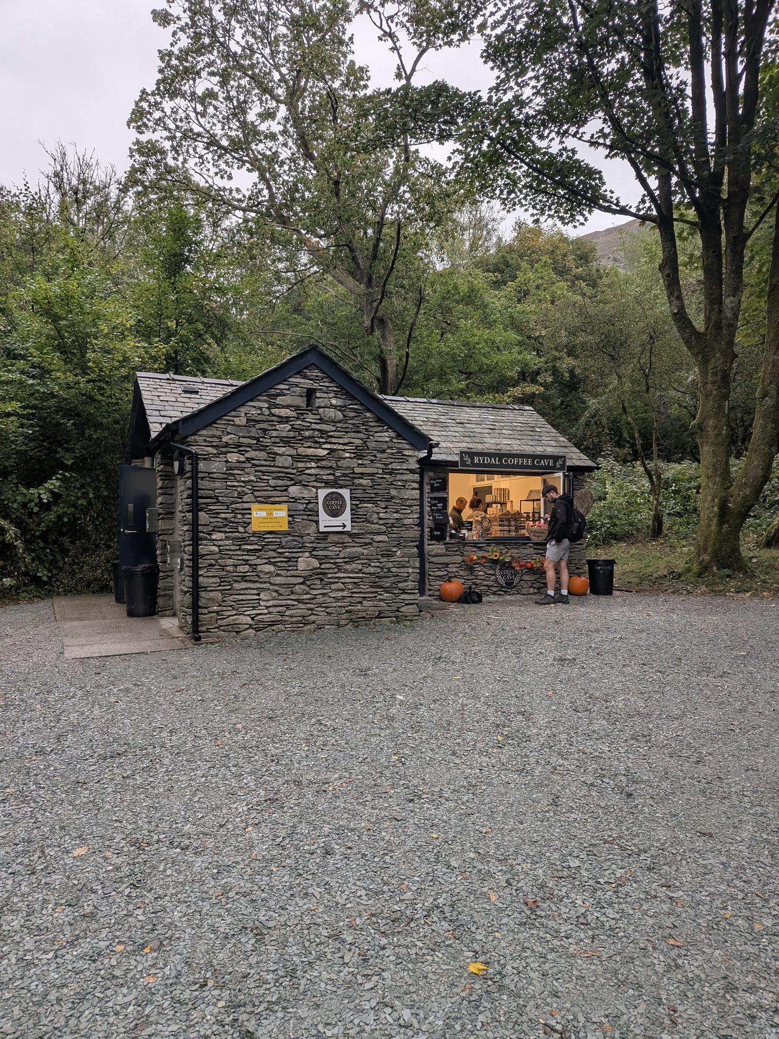 Rydal Coffee Cave, the stone hut at White Moss, with the toilets on the side