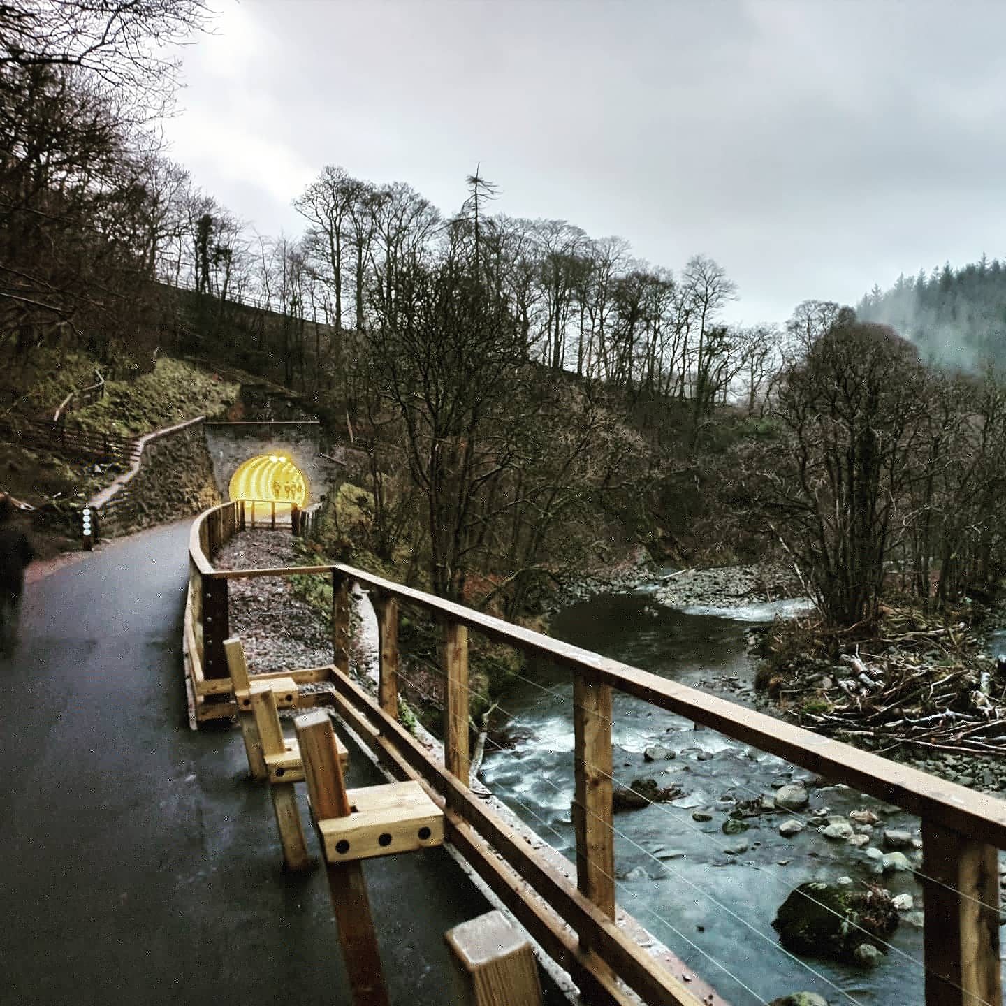 The wide surfaced path along the Keswick to Threlkeld railway trail